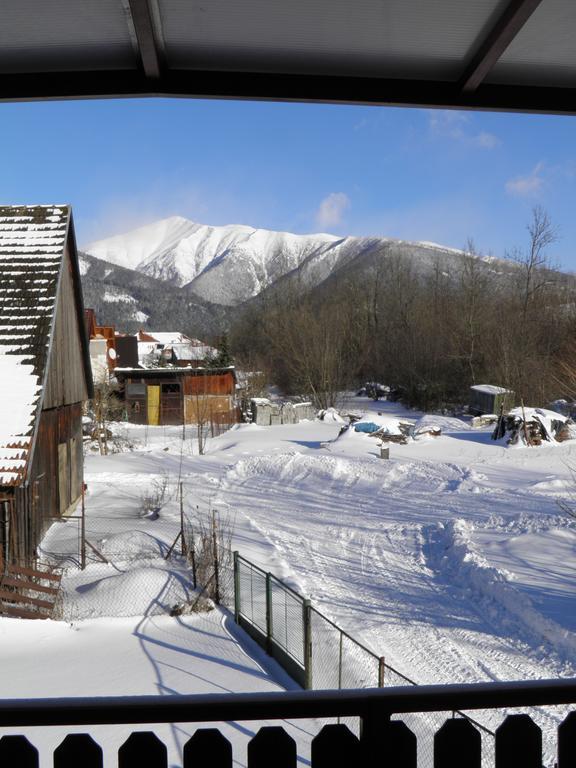 Privat Kovacova Villa จิอาร์ ภายนอก รูปภาพ